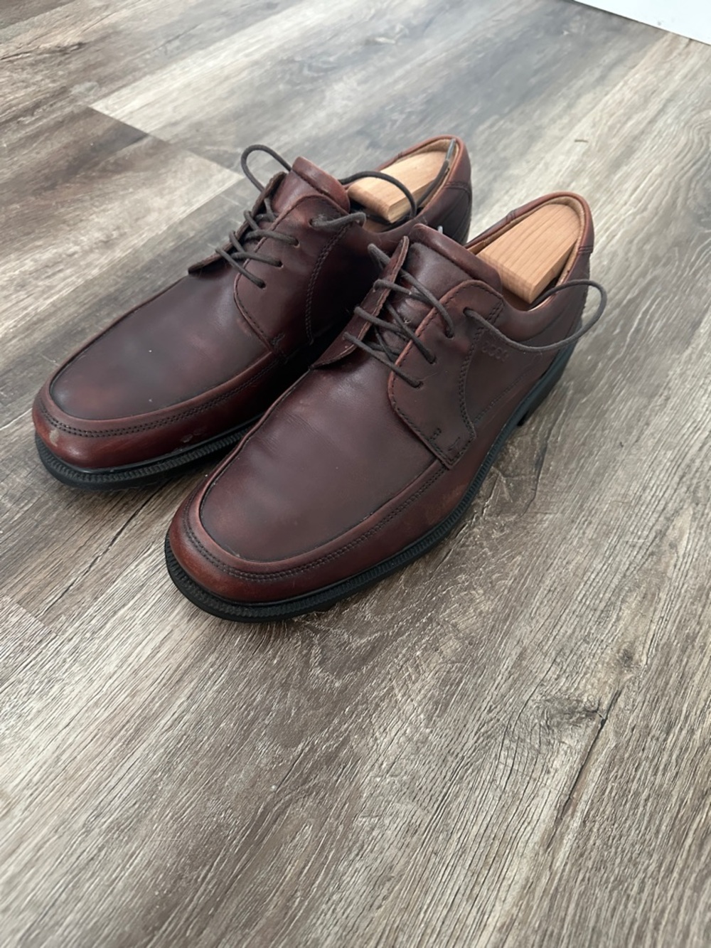 Ecco Men’s Dark Brown Leather Derby Shoes